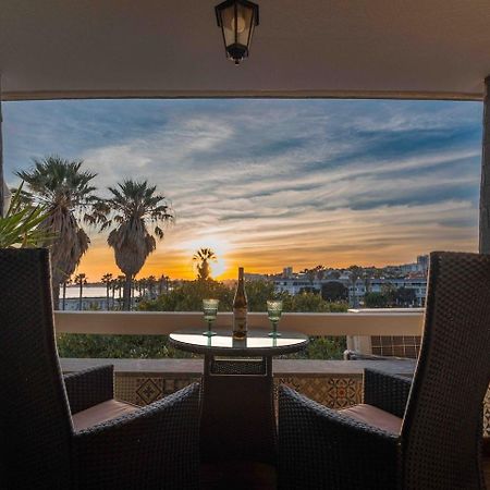 Sea View W Balcony 2 Mins Walk To Beach & Casino Estoril Exterior photo
